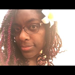 Meet your Posher, Lydia